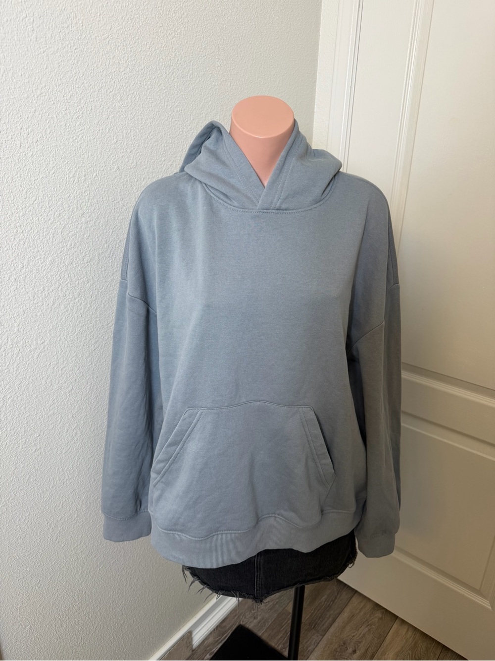 H&M Light Gray Hooded Pullover Sweatshirt Sz L